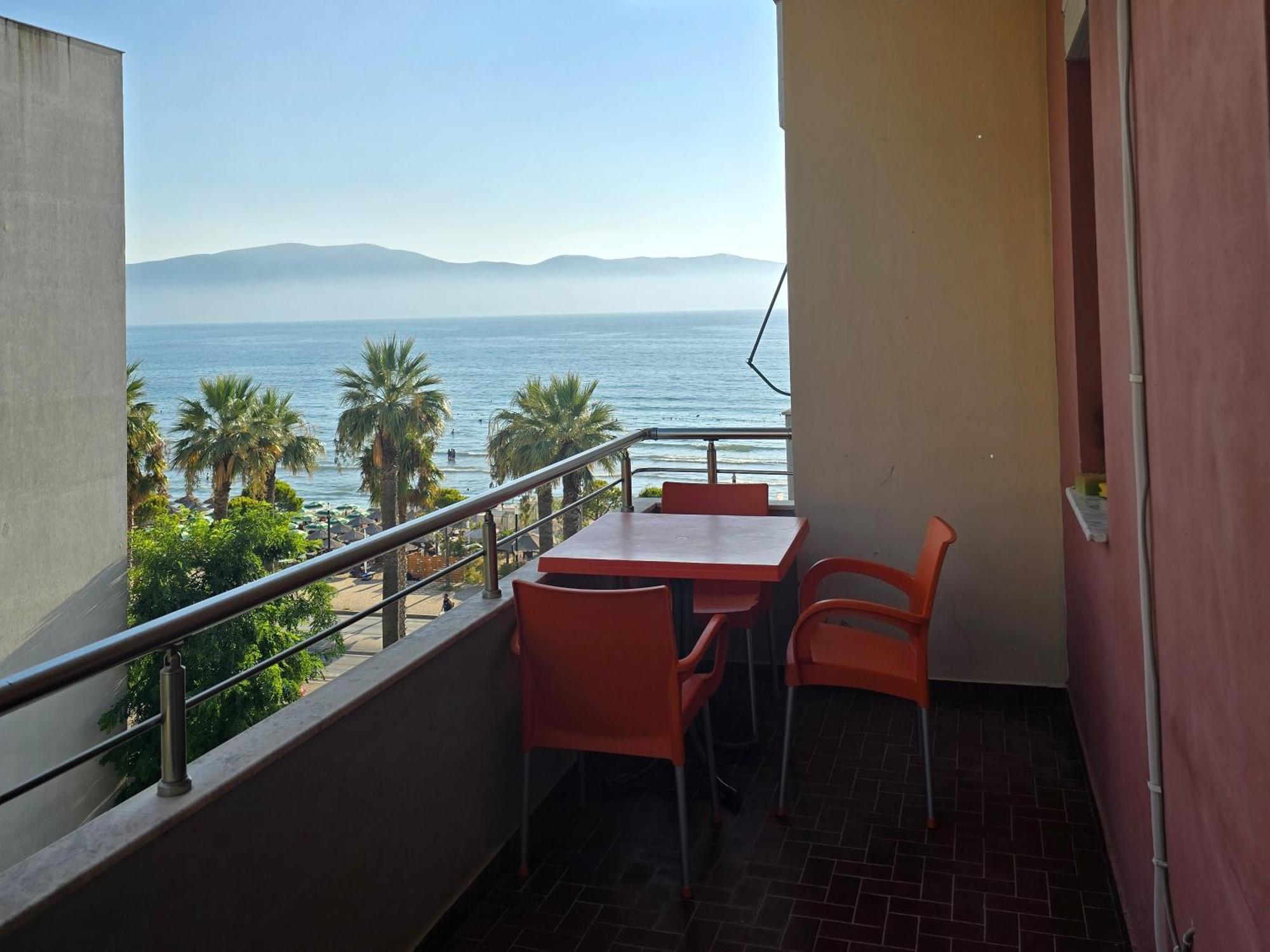 Apartamento Beachfront 4 By Office Vlorë
